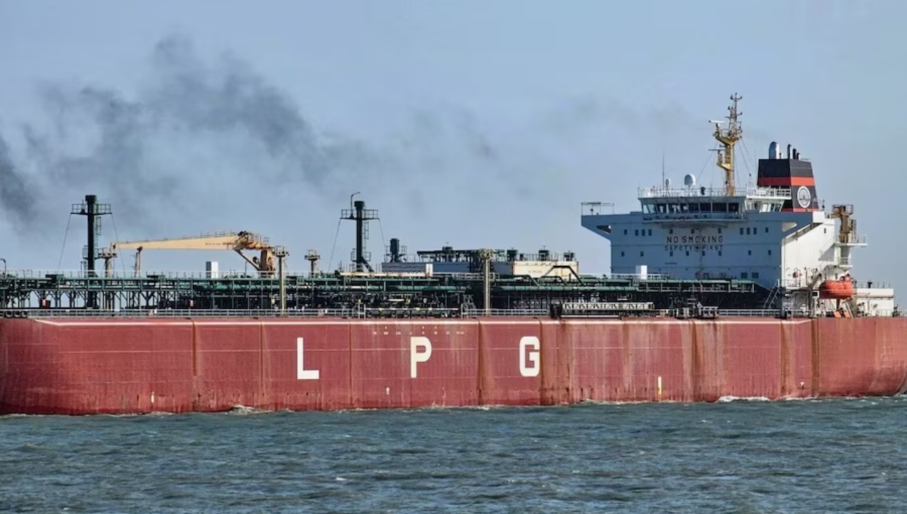 LPG-Gas-Tanker-jag-Vikram-1